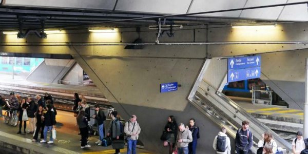 Le trafic SNCF perturbé entre Lyon, Grenoble et Chambéry après un glissement de terrain, pas de retour à la normale avant "plusieurs jours"