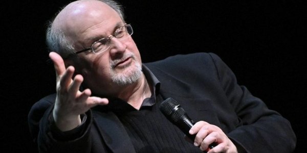 Lâcheté et lynchage : on a lu "Le sacrifice de Rushdie" du psychanalyste Fethi Benslama
