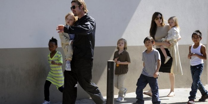 Enfants d'Angelina Jolie et Brad Pitt m&eacute;connaissables : voici &agrave; quoi ils ressemblent aujourd'hui