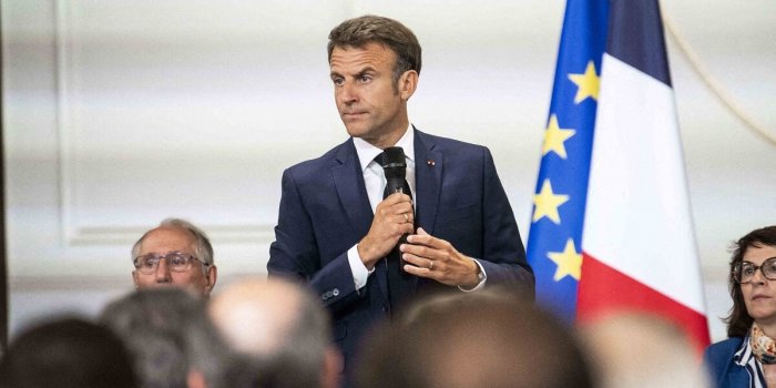 Emeutes : Emmanuel Macron annonce une "loi d'urgence"
