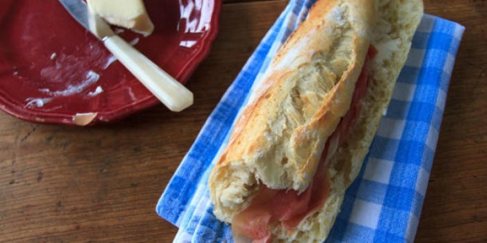 Combien coûte le sandwich jambon-beurre ? 