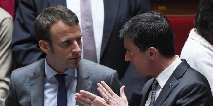 Emmanuel Macron : pourquoi le soutien de Manuel Valls l'embarrasse 