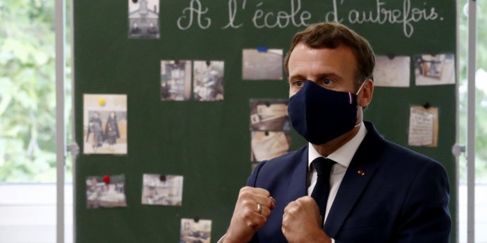Emmanuel Macron a-t-il commis un impair mardi dans l'école des Yvelines ?