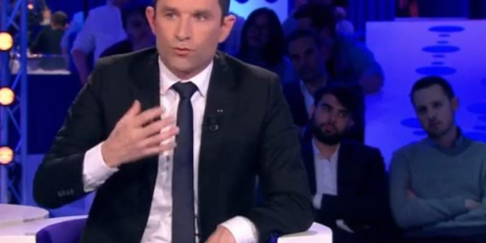  Benoît Hamon a affirmé hier, samedi 8 avril, que son choix se porterait sur Jean-Luc Mélenchon au second tour de la présidentielle s'il ne parvenait pas lui-même à se qualifier.