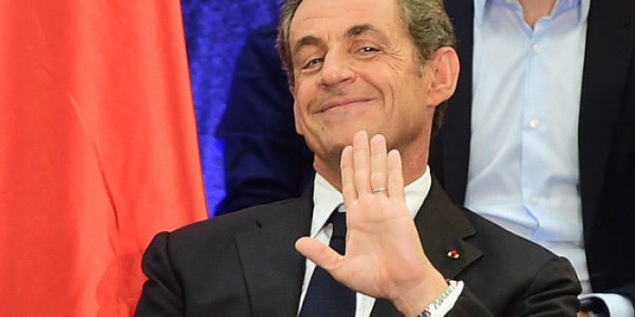 Livre, dédicaces… Nicolas Sarkozy est-il de retour ?