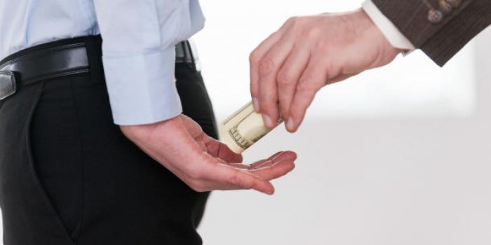Entreprises : 1/4 des directeurs d’achats déjà confrontés à des tentatives de corruption 