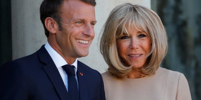 Présidentielle 2022 : les dîners de luxe qu'Emmanuel Macron aurait organisé avec votre argent