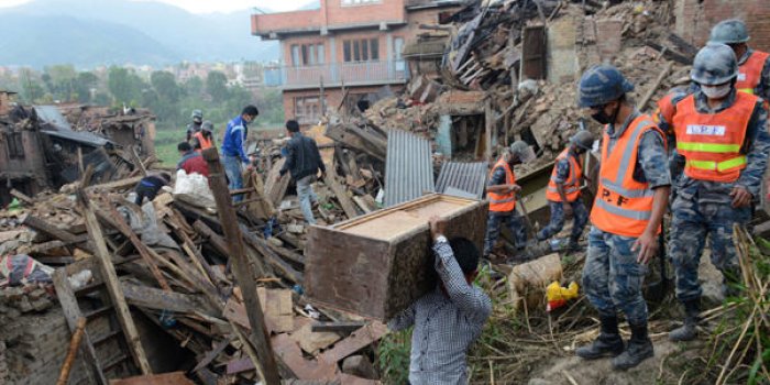 Séisme meurtrier au Népal : la population aurait-elle pu être mieux préparée ?