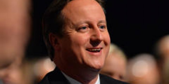 Royaume-Uni : David Cameron abonné à une agence d’escort-girls !