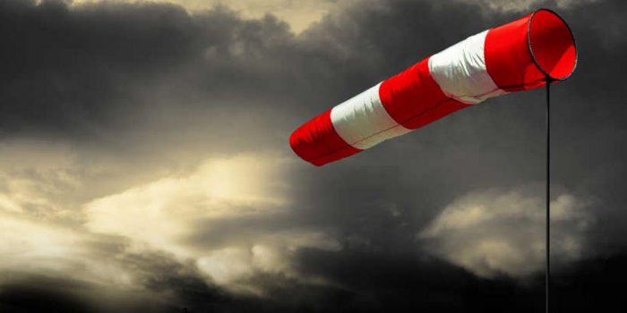 Les Sables-d’Olonne : la mairie annonce par erreur des rafales de vent supérieures à 900 km/h ce week end