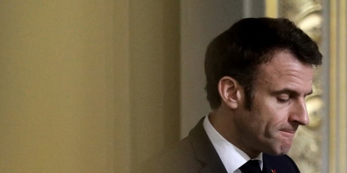 Emmanuel Macron plus isolé que jamais, même dans la majorité ? 