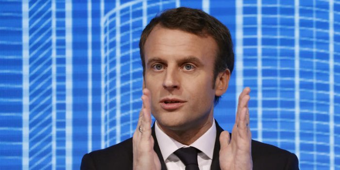 Coronavirus : "Pas de grand rassemblement jusqu’à la fin de l’été", annonce Macron