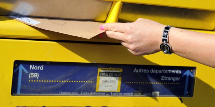 La Poste envisage de transformer son système de distribution du courrier 