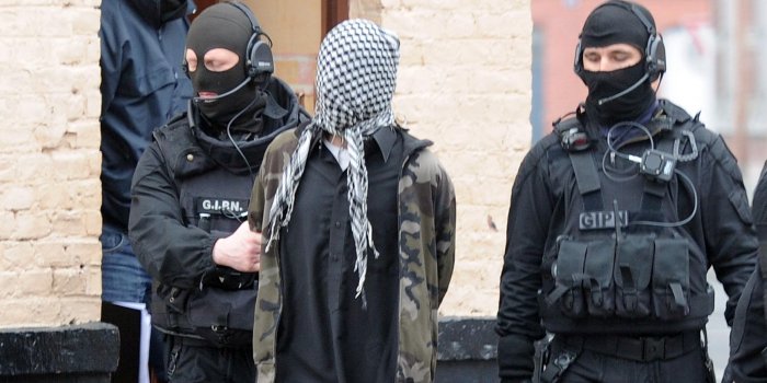 Deux djihadistes inspirés de Merah préparaient des "assauts" en France