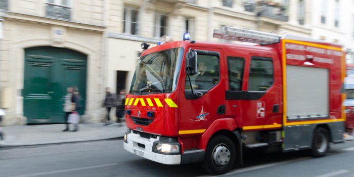 Vincennes : les images terribles de l'incendie qui a fait deux morts