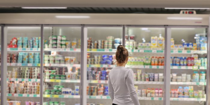 Pouvoir d'achat : le prix du pot de yaourt, une des premières victimes de l'inflation