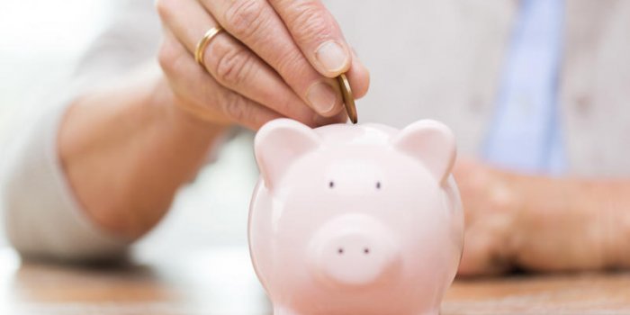 Epargne : combien devriez-vous économiser avec une pension de retraite moyenne de 1400 euros