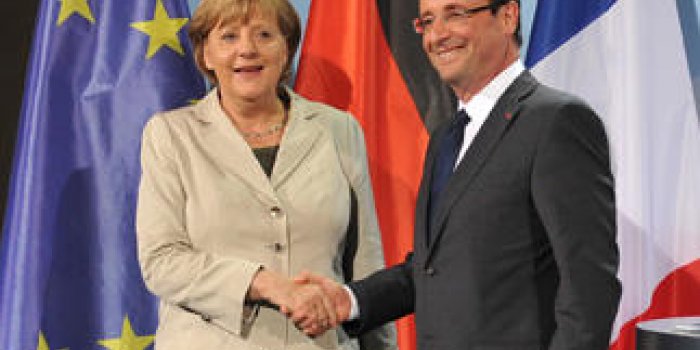 Merkel et Hollande fêtent les noces d’or de l’amitié franco-allemande