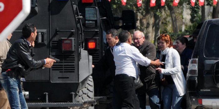 Attaque de Tunis : deux Français ont été tués, les terroristes identifiés