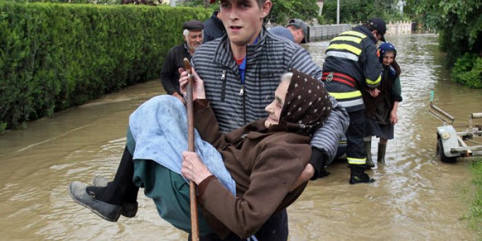 PHOTOS : les Balkans frapp&eacute;s par les pires inondations depuis 120 ans