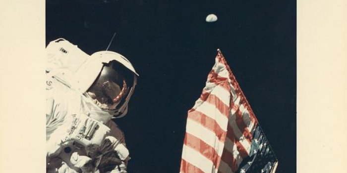 La NASA met des centaines de photographies vintage aux ench&egrave;res