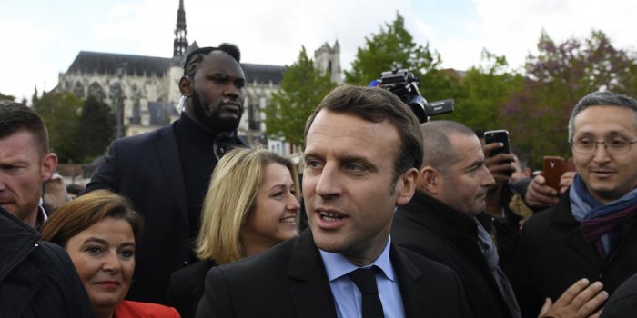 Emmanuel Macron mis en danger par l’imprudence de l’un de ses gardes du corps ?