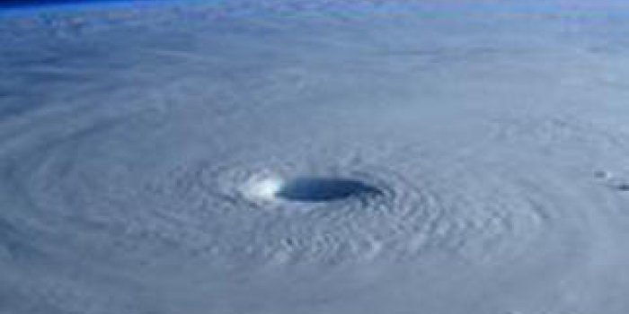 Photos : un super typhon vu depuis l'espace !