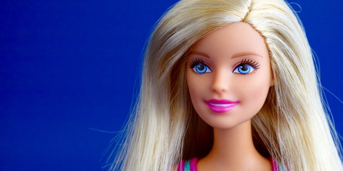 Poup&eacute;es Barbie rares : quels sont les mod&egrave;les qui se revendent le plus cher ?
