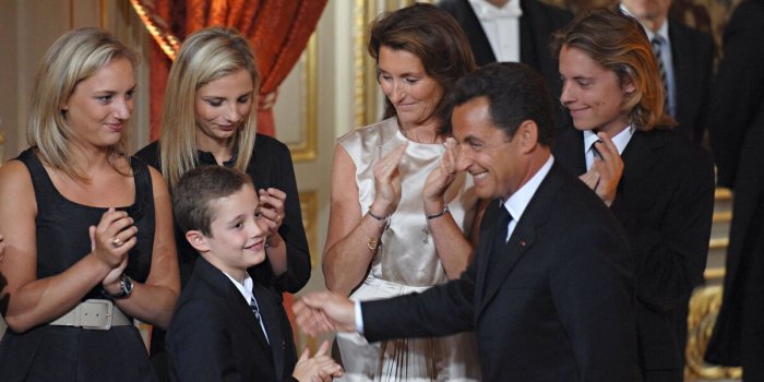 Nicolas Sarkozy : &agrave; quoi ressemblent aujourd'hui ses trois fils, Pierre, Jean et Louis ?