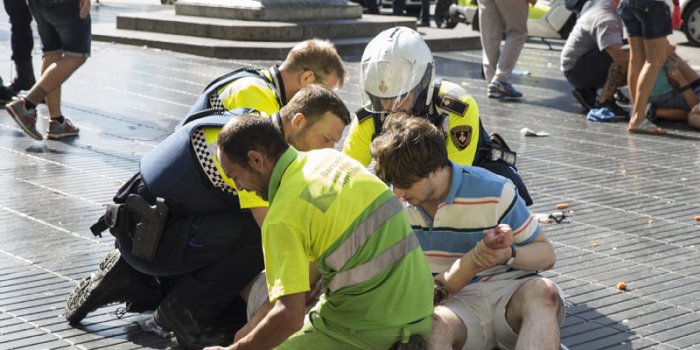 PHOTOS Les images choc de l&rsquo;attentat de Barcelone 