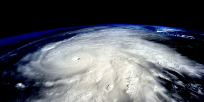 Incroyables images depuis l'espace de l'ouragan Patricia qui a frapp&eacute; le Mexique 