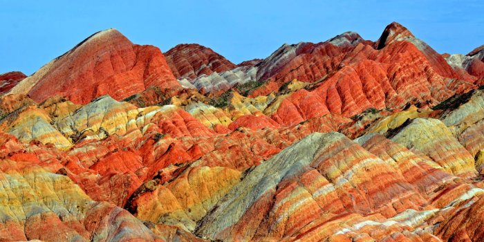 Zhangye Danxia : bienvenue dans les incroyables rochers color&eacute;s de Chine