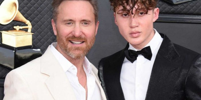 David Guetta : les abdos saillants de son fils Elvis font réagir un célèbre artiste français