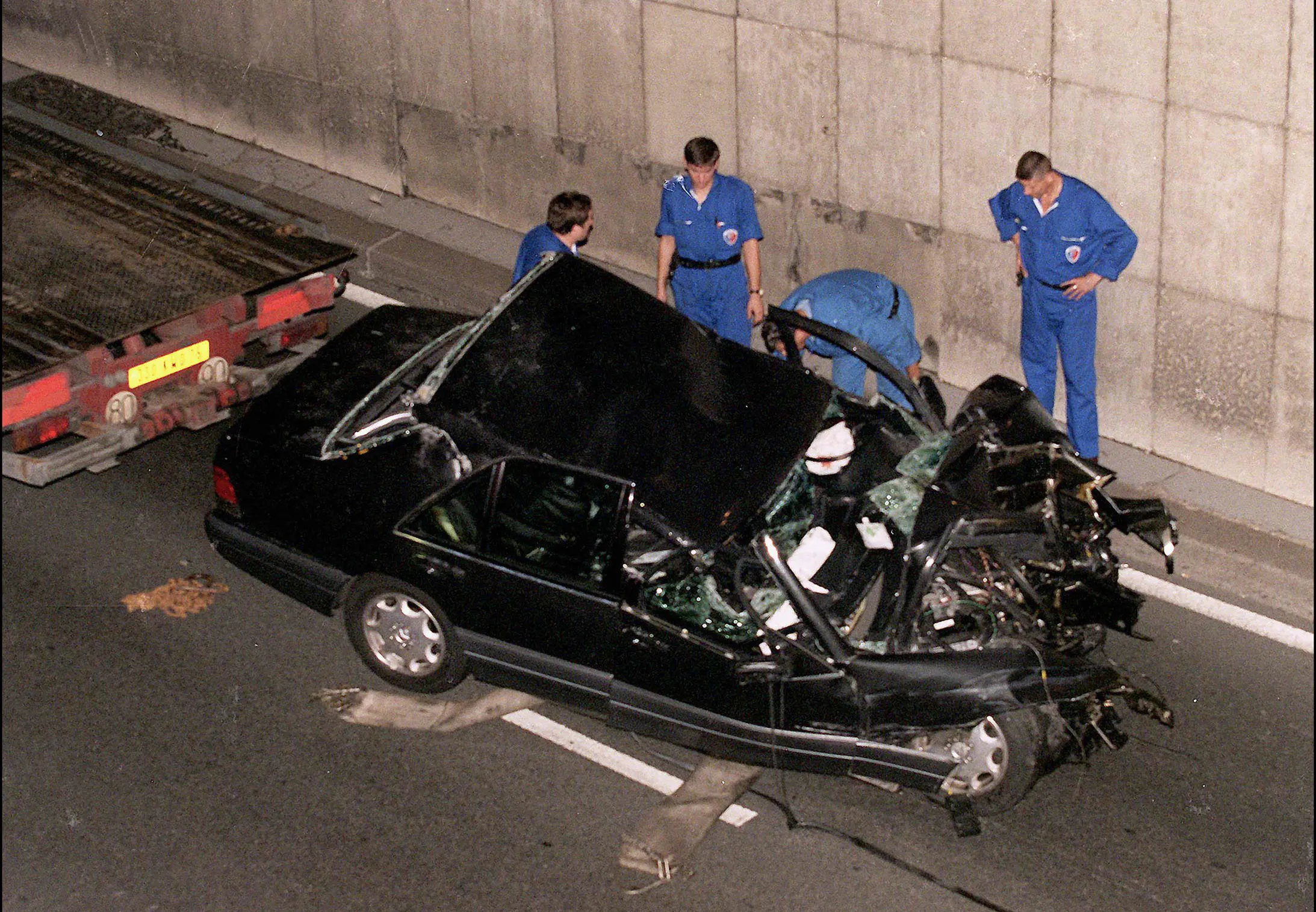 Mercedes accident Lady Di