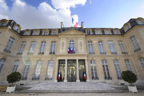 france politique ps ayrault gouvernement