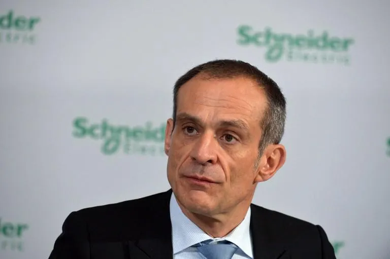 pdg du géant français de l'équipement électrique schneider electric, jean-pascal tricoire, prend la parole lors de la présentation des résultats 2015 du groupe à rueil-malmaison près de paris le 17 février 2016 afp photo eric piermont