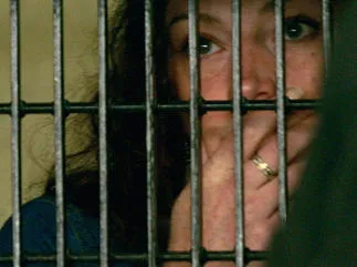 (fichiers) florence national français cassez entretiens avec son avocat en prison 13 juin 2006 à mexico le 8 décembre, 2012 cassez commencera au service de la 8e année de sa peine de 60 ans pour l'enlèvement photo alfredo estrella afp