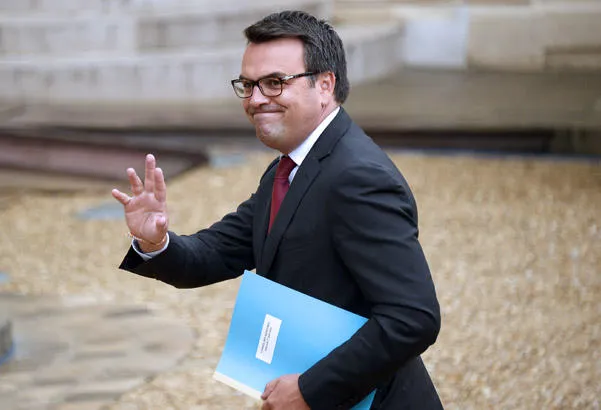 france politique elysee réunion du cabinet