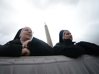 inauguration du pape du vatican