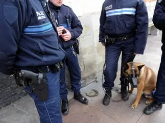 france crime école juifs tir de sécurité