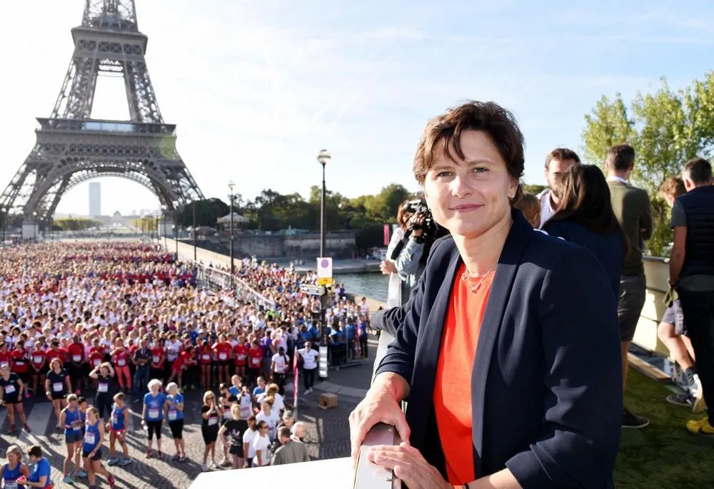 roxana maracineanu at la parisienne race - paris