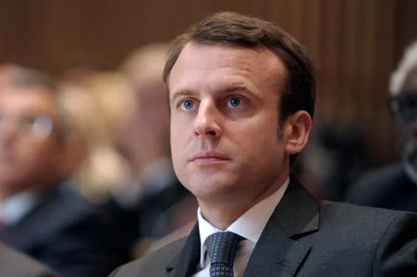 le ministre de l'economie français, emmanuel macron, écoute avant l'ouverture de la 7ème conférence annuelle des entrepreneurs au ministère de l'economie à paris le 17 novembre 2014 afp photo eric piermont