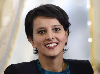najat vallaud-belkacem, ministre des droits des femmes et porte-parole du gouvernement français, sourit lors de la nouvelle année du premier ministre souhaite à la presse le 18 janvier 2013 à paris afp photo piscine bertrand guay
