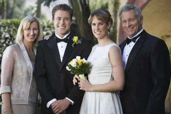 mariée, marié et parents, portrait