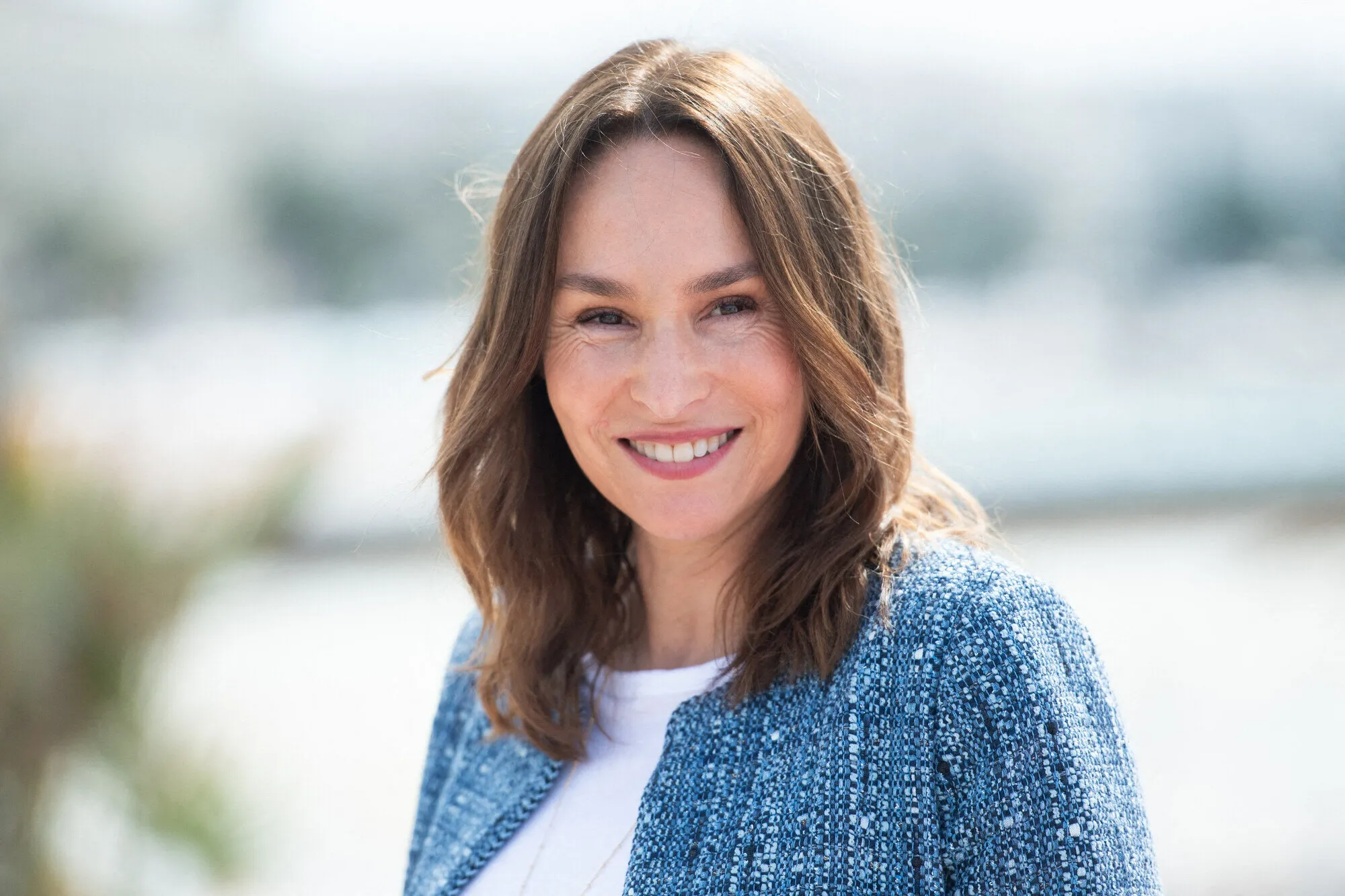 vanessa demouy au photocall ici tout commence dans le cadre du 7ème festival international cannesseries à cannes, france le 06 avril 2024 photo par aurore marechal abacapresscom