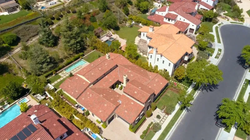 jodie foster selling her home for 85 million - la