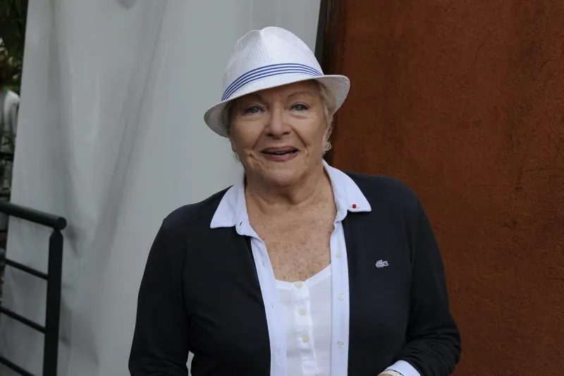 line renaud in the 'village' before the french tennis open 2010 final at roland garros arena in paris, france on june 6, 2010 photo by willis parker abacapresscom