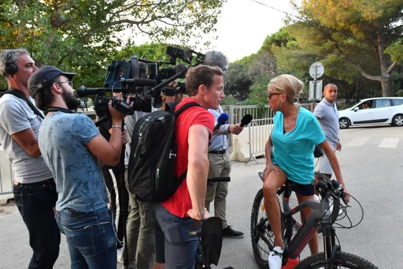 france politics holidays