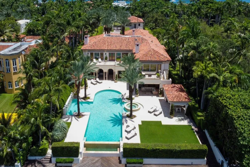jennifer lopez and alex rodriguez's lavish new million star island home - miami