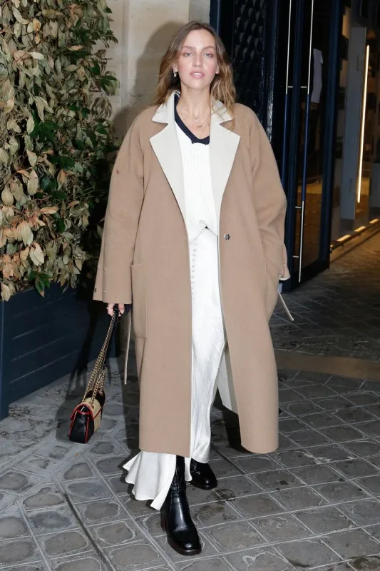 carla ginola having a stroll during the paris fashion week 2020 on october 6, 2020 in paris, france photo by spread pictures abacapresscom , 744187 006 paris france